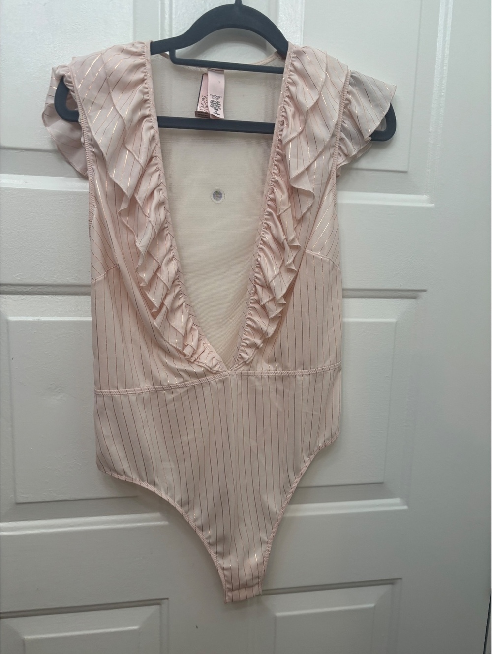 Victoria's Secret Blush Ruffle Plunge Bodysuit Size M